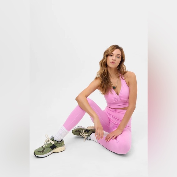 New! Frankies Bikinis Active Lively Halter Sports Bra pink 31039 - Picture 3 of 13